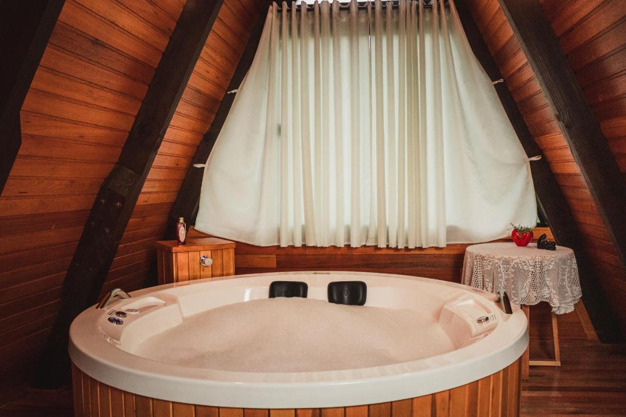 Cabanas Doce Recanto • Chalé com jacuzzi Bom Retiro  Exterior foto